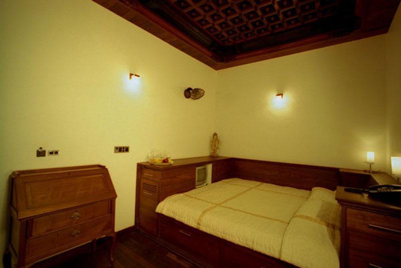 Le Dupleix Hotel Puducherry Eksteriør billede